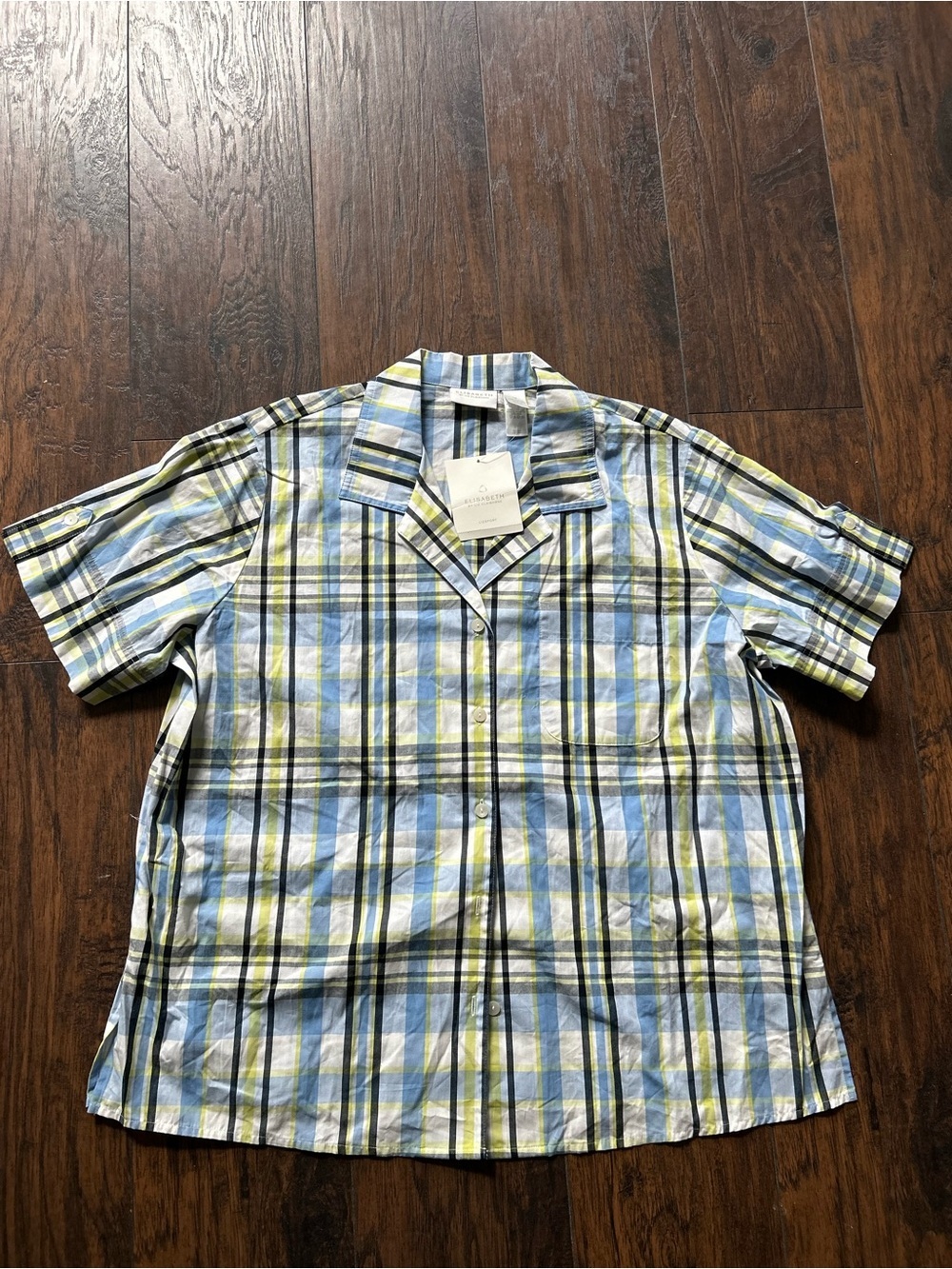Elizabeth by Liz Claiborne, Women Short Sleeve Button-Up Shirt